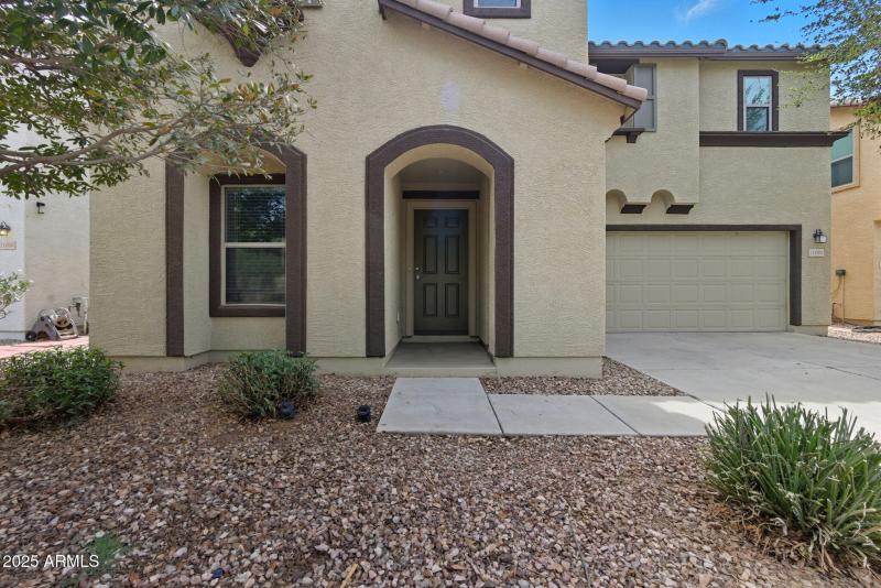 3-web-or-mls-3 front door Ruben Ortiz