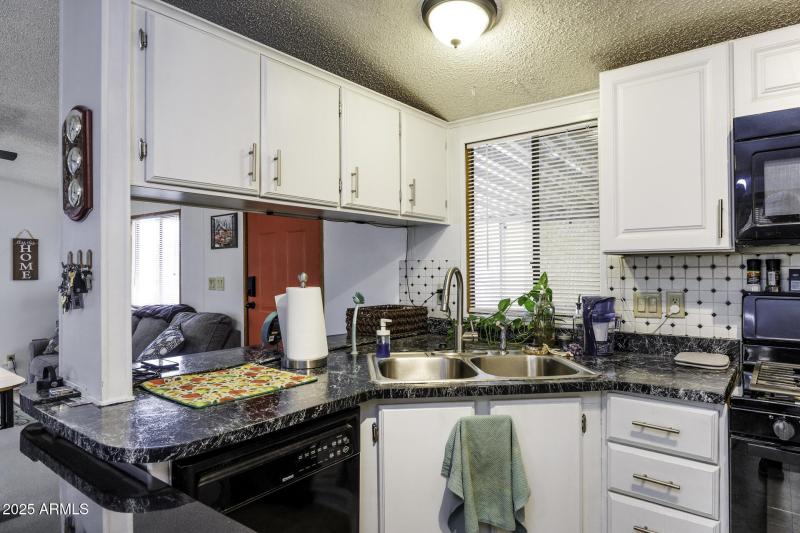 Kitchen 1