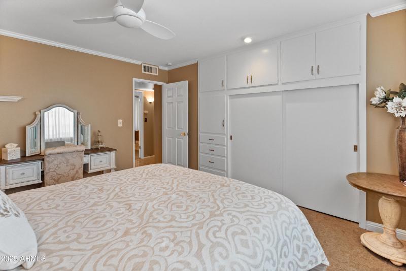 10229 W Bolivar Dr-2
