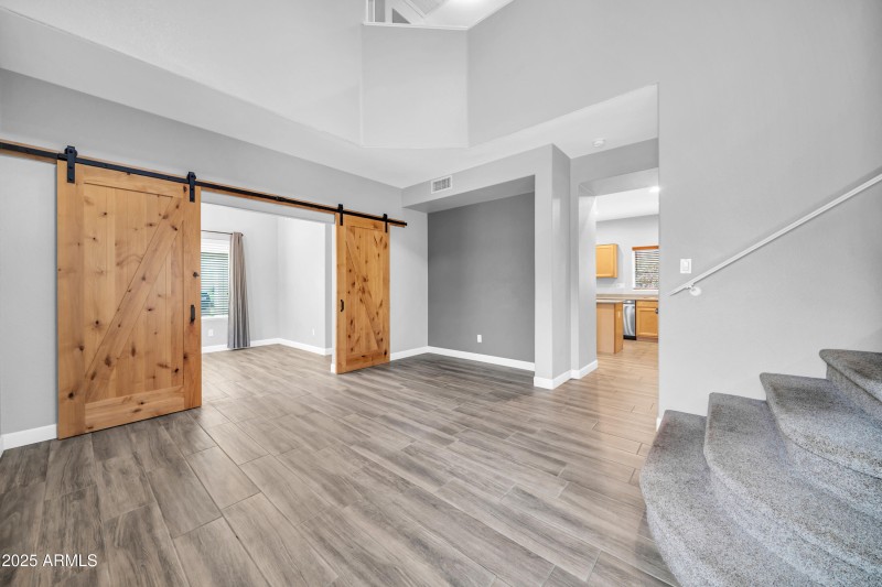 3546 W Webster Ct-14