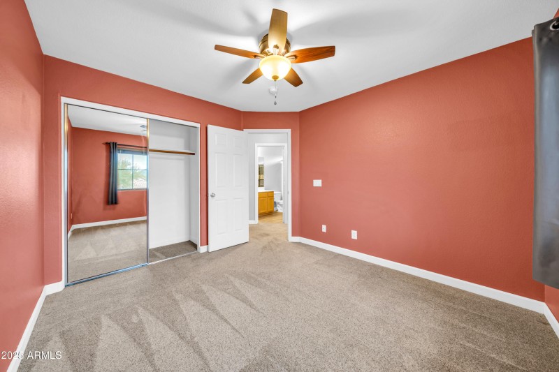 3546 W Webster Ct-26