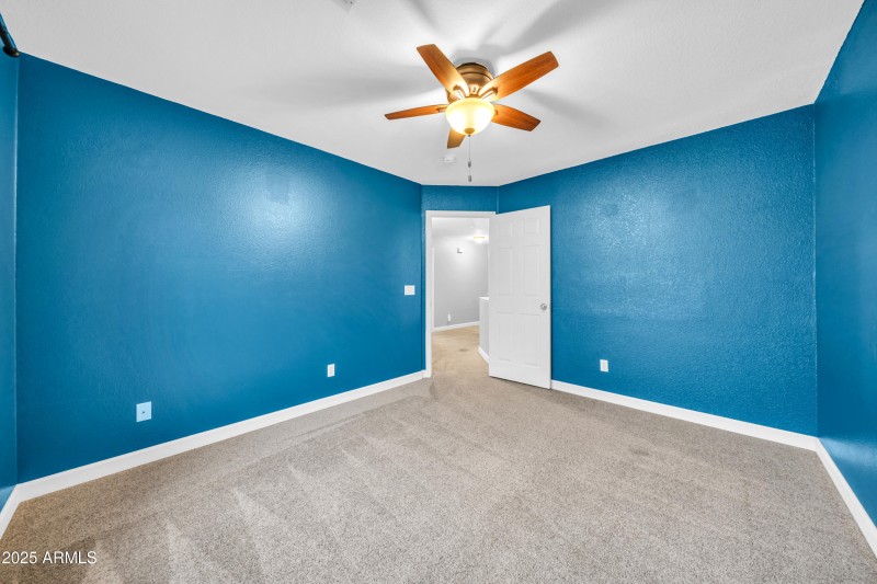 3546 W Webster Ct-36