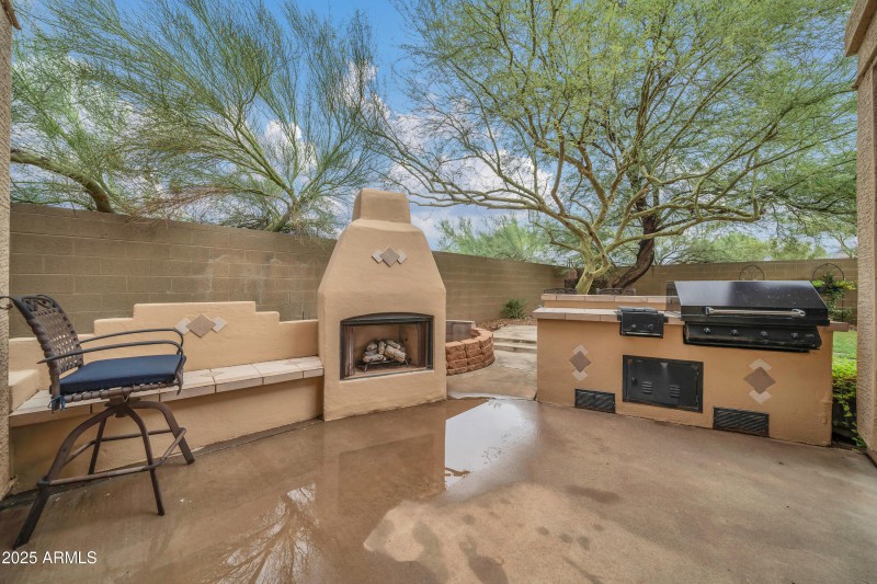 3546 W Webster Ct-40