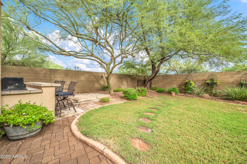 3546 W Webster Ct-45