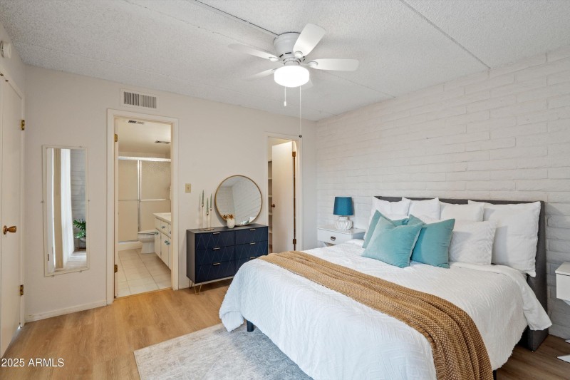 17-Primary Bedroom