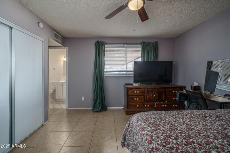 13) PRIMARY SUITE