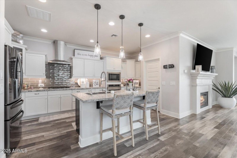 Spacious Kitchen