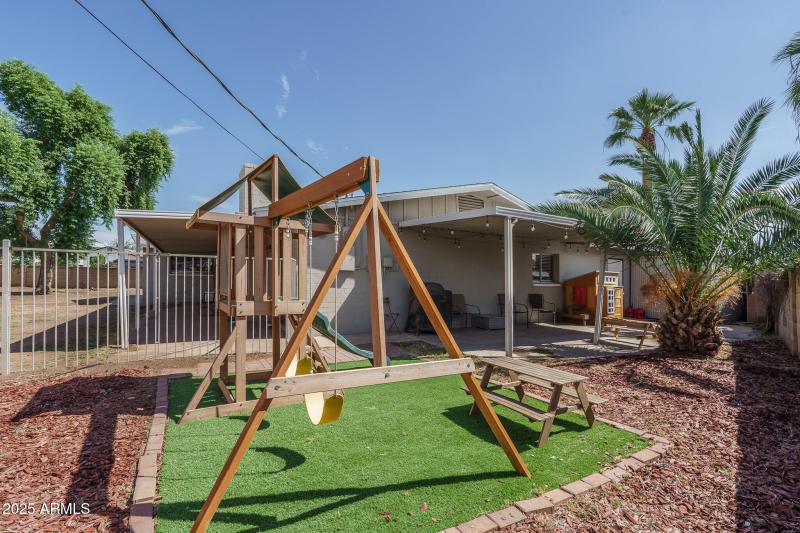 26) SIDE YARD