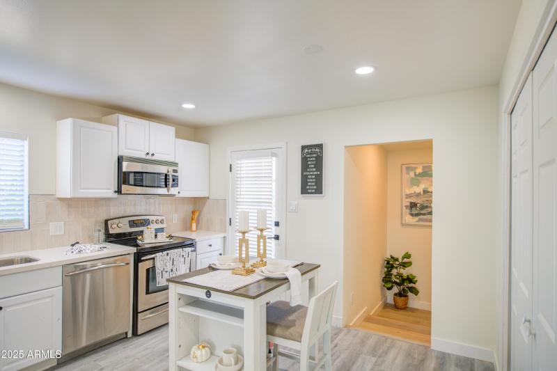 Kitchen 1