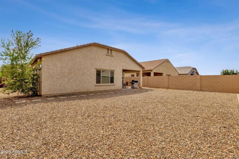 35-web-or-mls-10830-e-topaz-ave