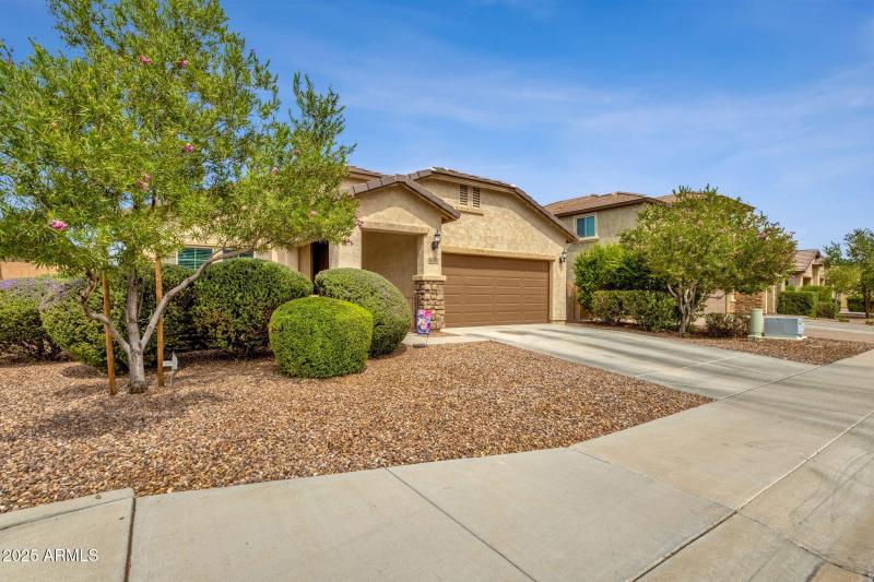 1-web-or-mls-10830-e-topaz-ave