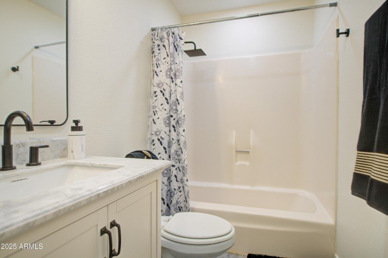 Bathroom 2-pic 1