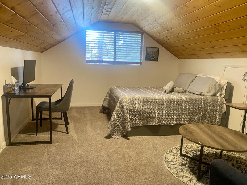 Large upstairs bedroom