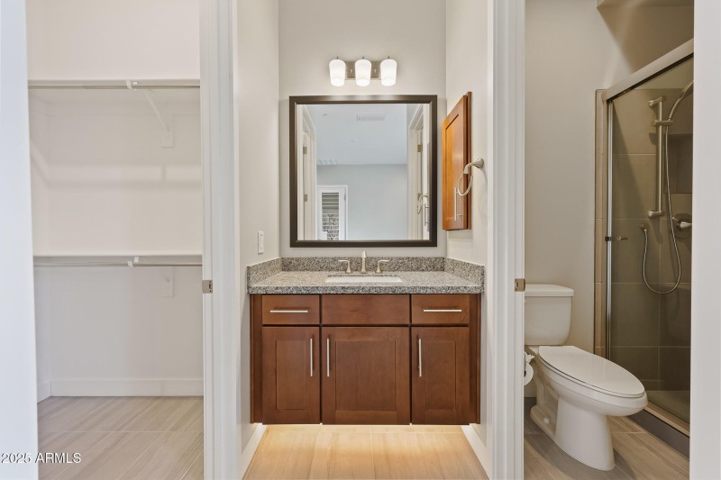 Casita Walk-in Closet and Bath