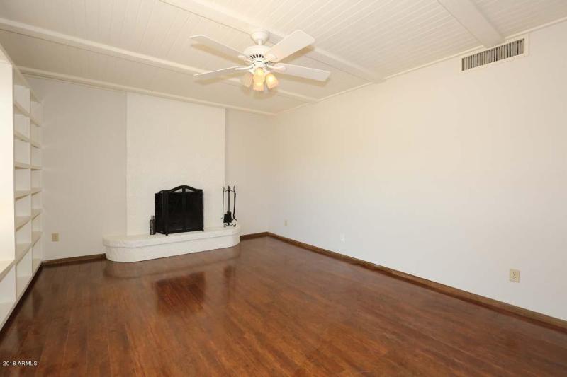 Living Roomo2