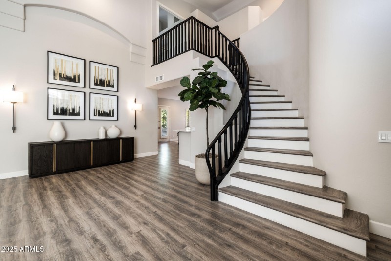 71-web-or-mls-6414-e-monte-cristo-ave