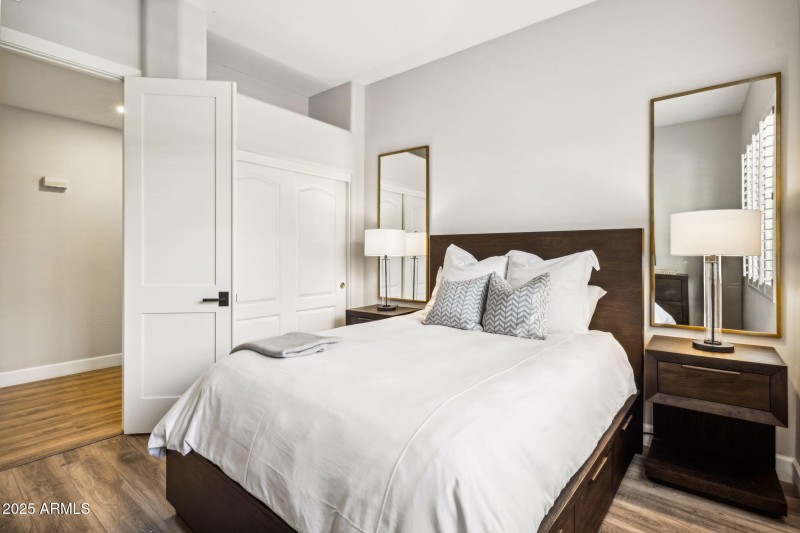 39-web-or-mls-6414-e-monte-cristo-ave