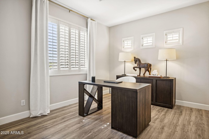 31-web-or-mls-6414-e-monte-cristo-ave