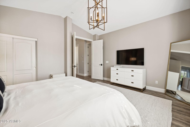 11-web-or-mls-6414-e-monte-cristo-ave