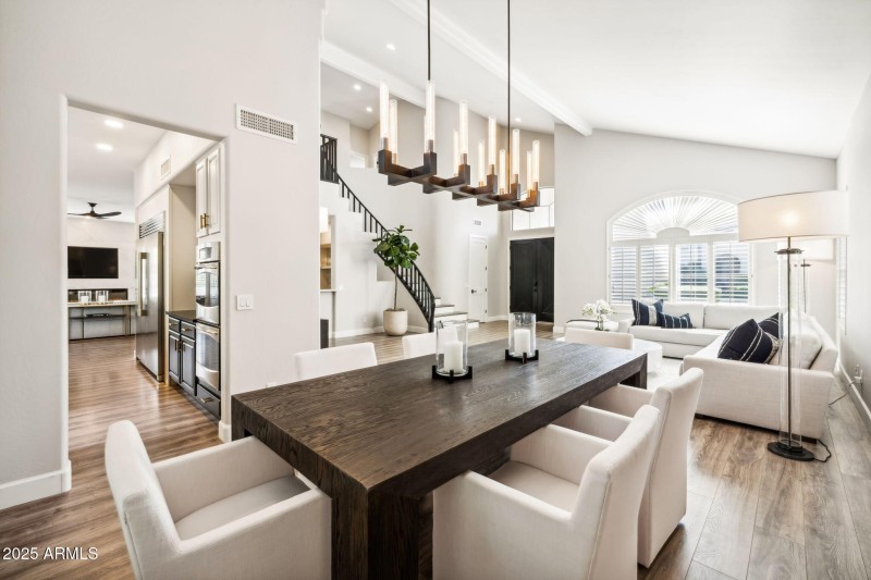 8-web-or-mls-6414-e-monte-cristo-ave