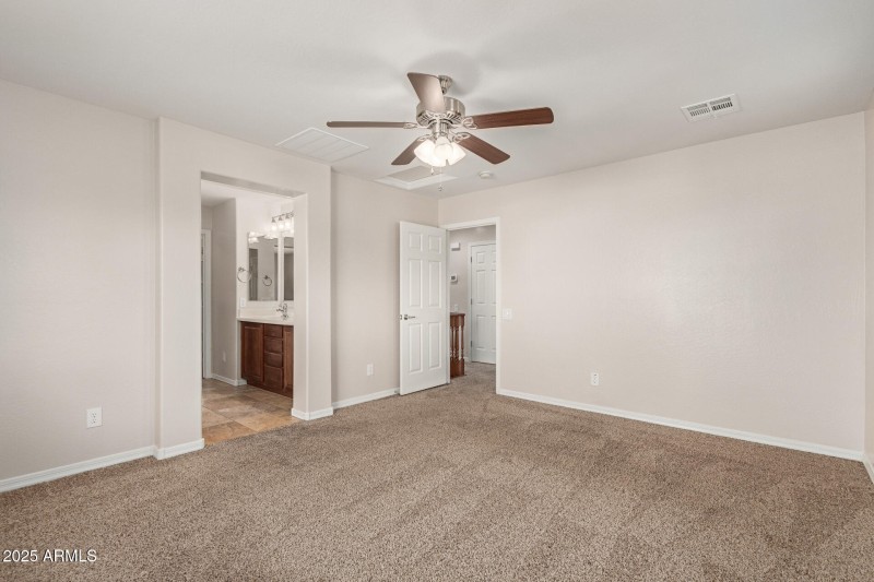 3951 E Cat Balue Dr