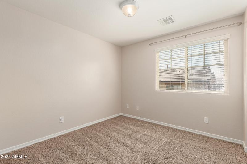3951 E Cat Balue Dr