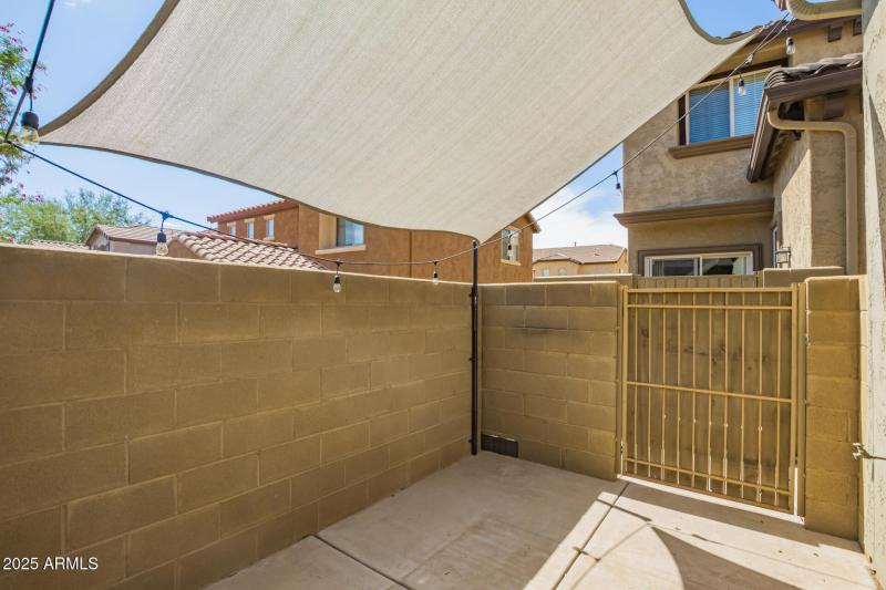 3951 E Cat Balue Dr