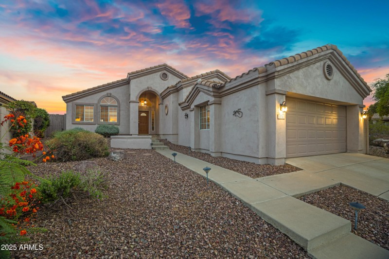 1711 E Waltann Ln-68