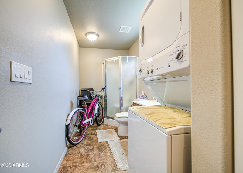 Bathroom 2-pic 1
