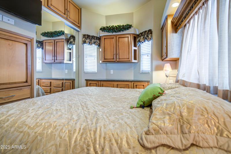 Bedroom-pic 2