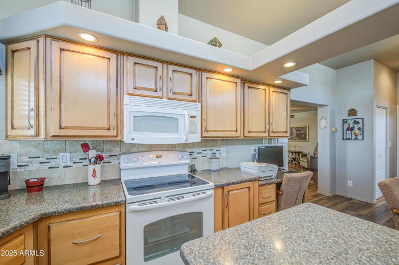 Kitchen 9