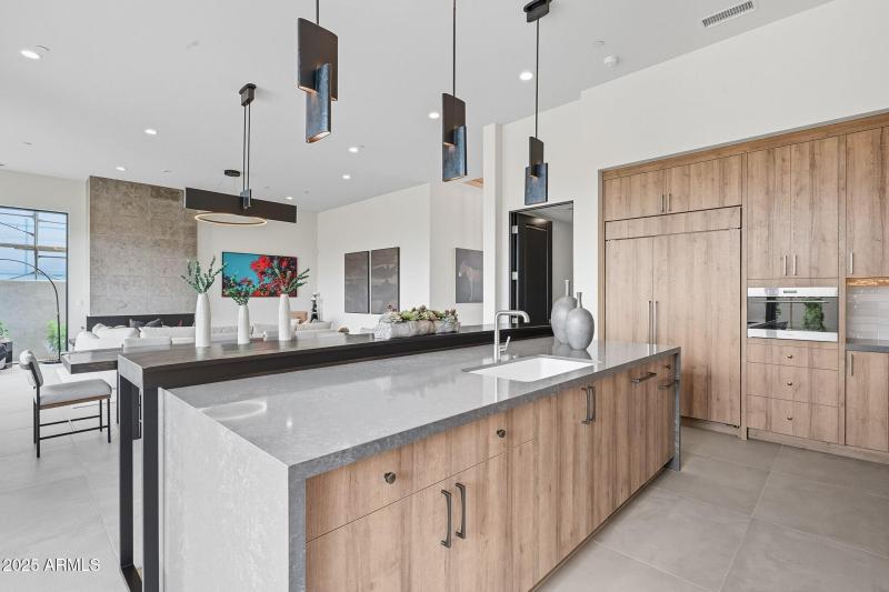 024_Kitchen Island