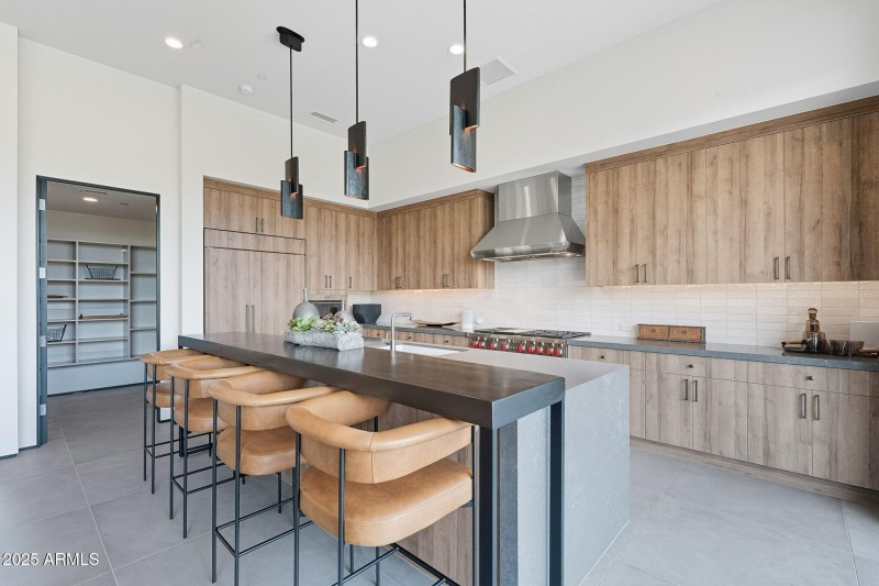 025_Kitchen