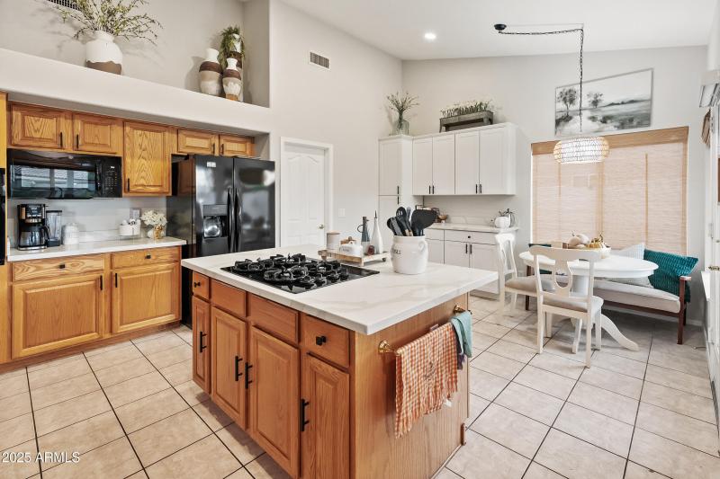 8623 W Escuda Dr-17