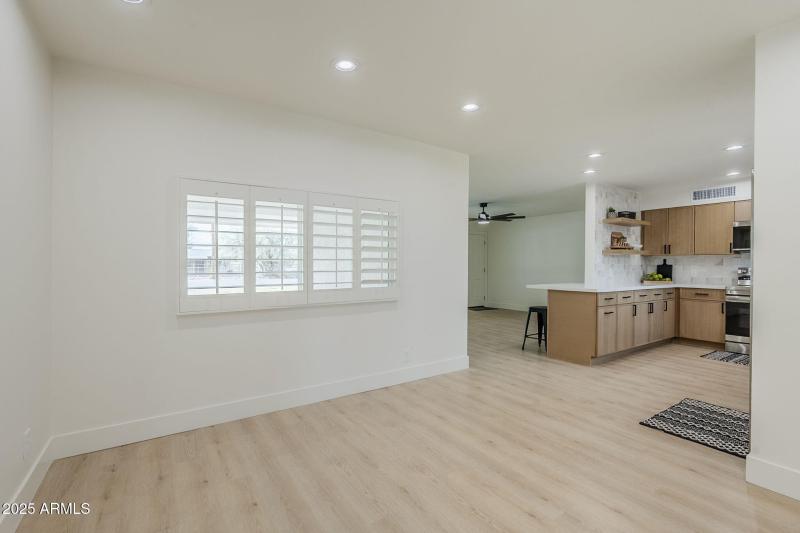 17-web-or-mls-Lockwood-5