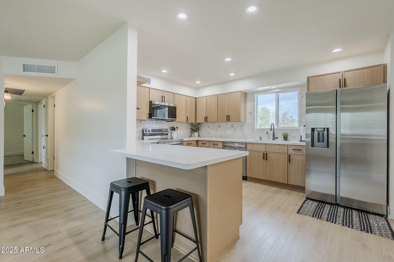 20-web-or-mls-Lockwood-8