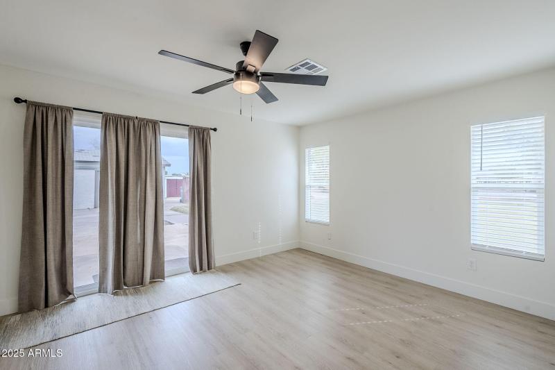 43-web-or-mls-Lockwood-31