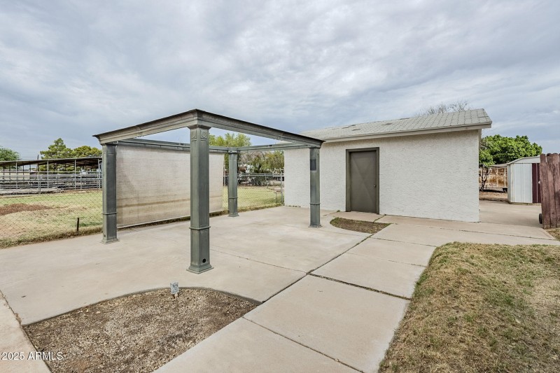 54-web-or-mls-Lockwood-42