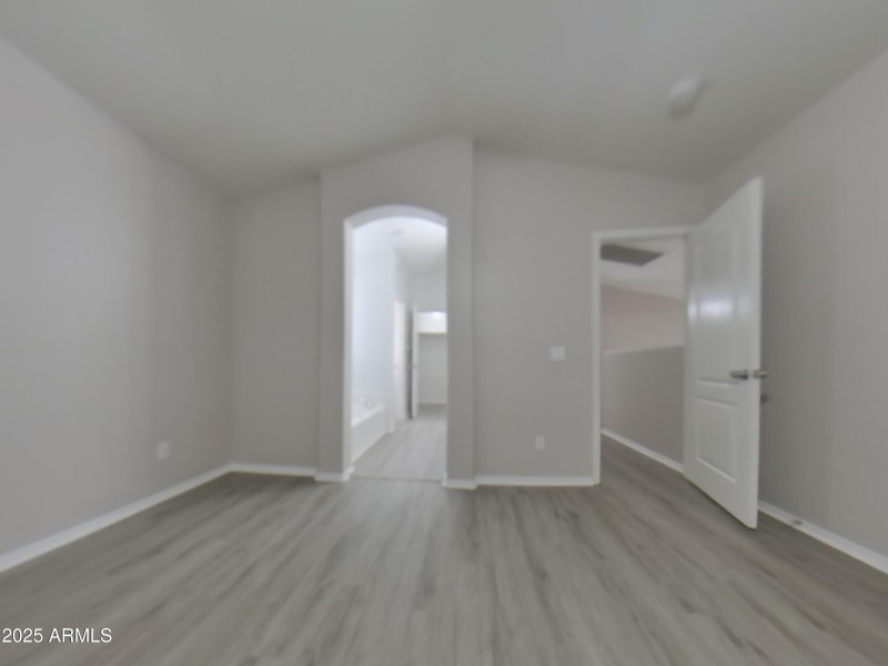 6_pc_ZEjGoxqXyo_9Vup7FD5Oi_layout_0