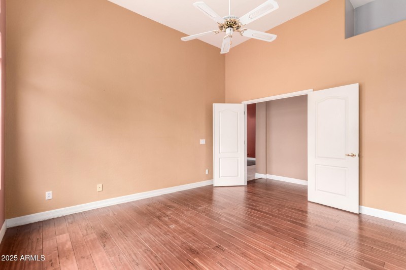 18 Master Bedroom