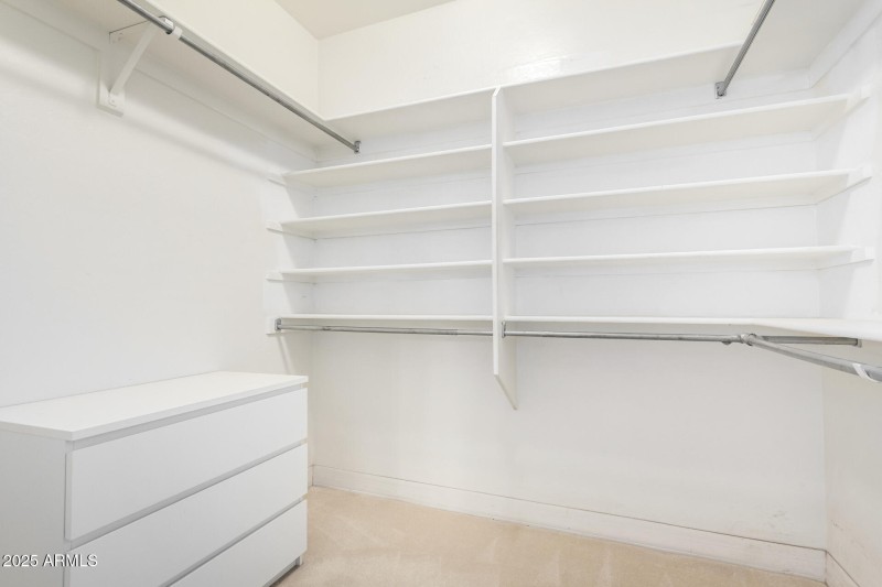 22 Master Closet