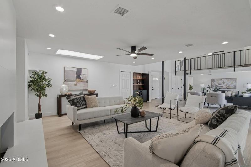 Natural flow and entertaining space