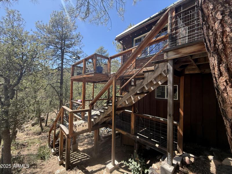 Exterior stairs