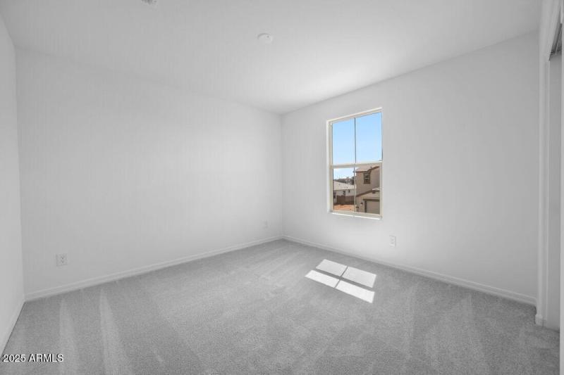 hj-az-phoenix-asante-vista-ellington-lot