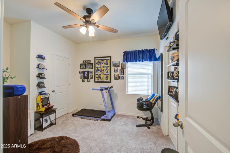 Bedroom 2-pic 1
