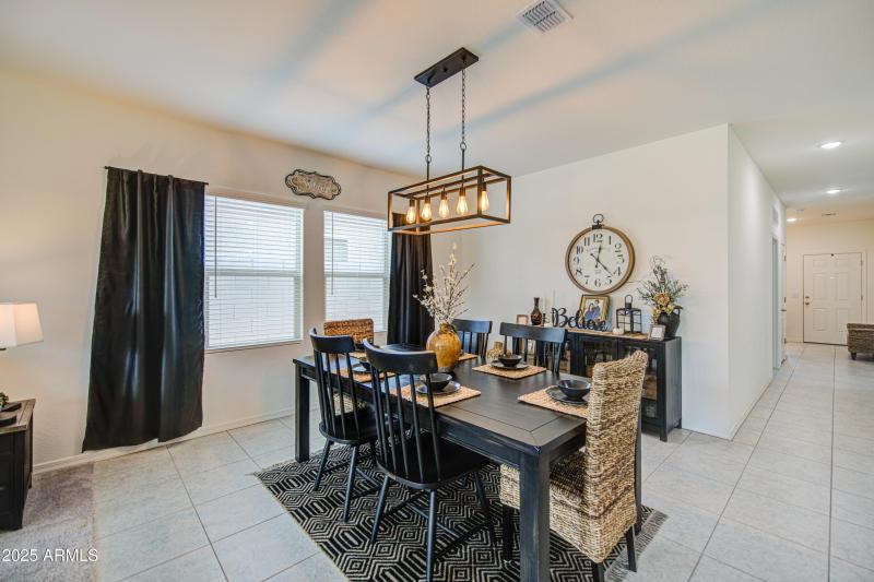 Dining Area 4