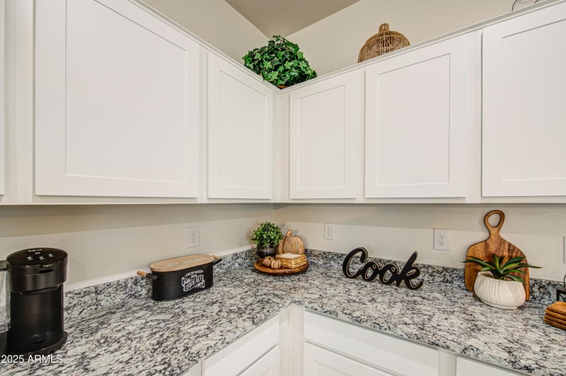 Kitchen 6