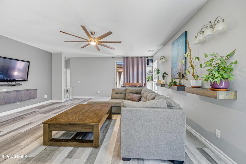 46087 W Holly Drive-8