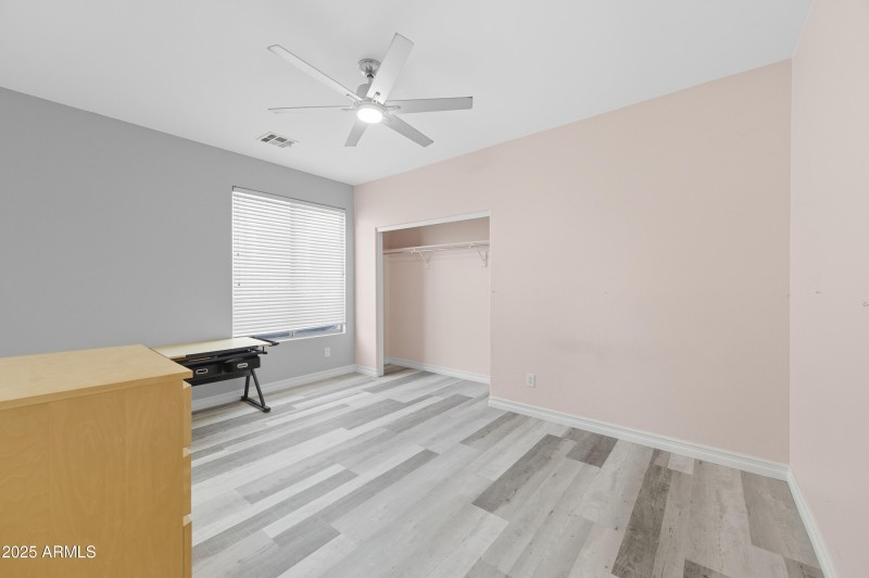 46087 W Holly Drive-23