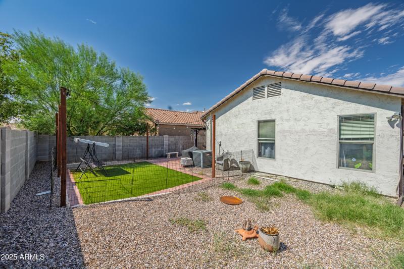 46087 W Holly Drive-30